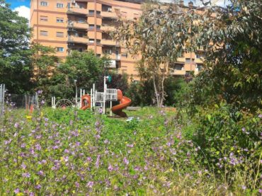 Video 360°. Parco giochi abbandonato tra via Achille Tedeschi e via E. Torelli Viollier