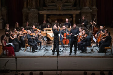 Beatrice Rana e la Chigiana-Mozarteum Baroque Orchestra sul palco del Teatro Palladium per il primo Premio ADUIM per i suoi 30 anni
